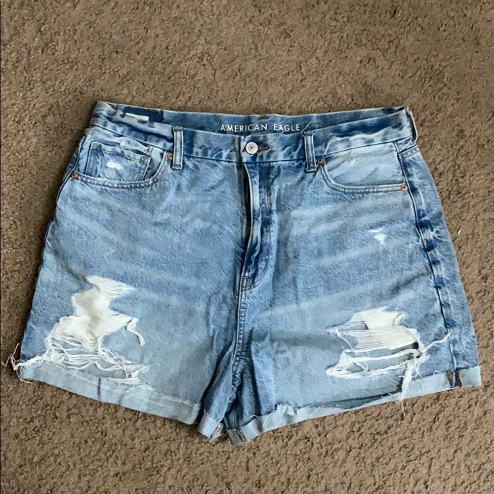 High Waisted Mom Short